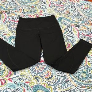 Victoria’s Secret Sport black Legging Size Small